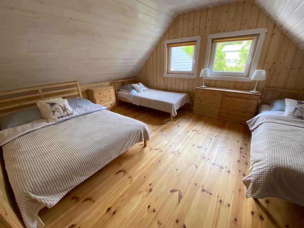 Zaciszne Domki Apartamenty เมียนซิดดรอแย ภายนอก รูปภาพ