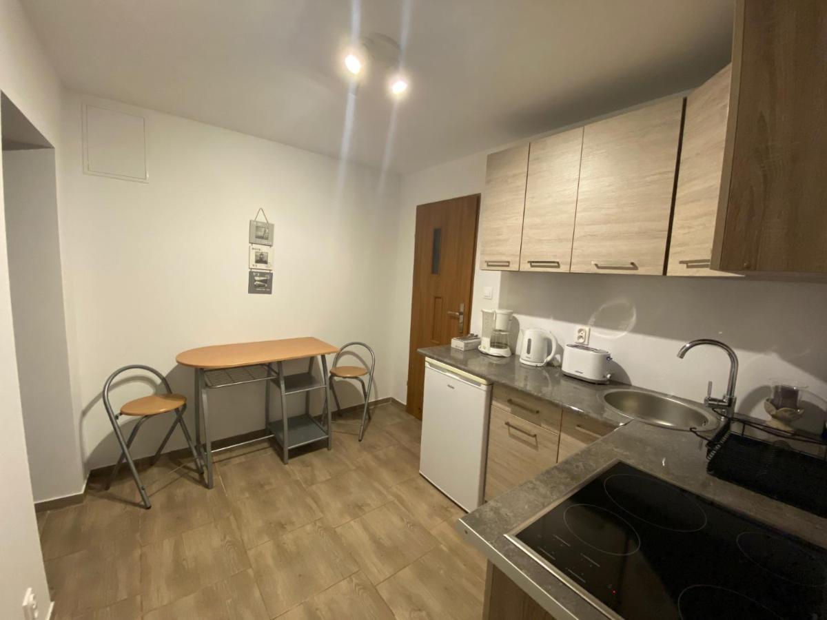 Zaciszne Domki Apartamenty เมียนซิดดรอแย ภายนอก รูปภาพ