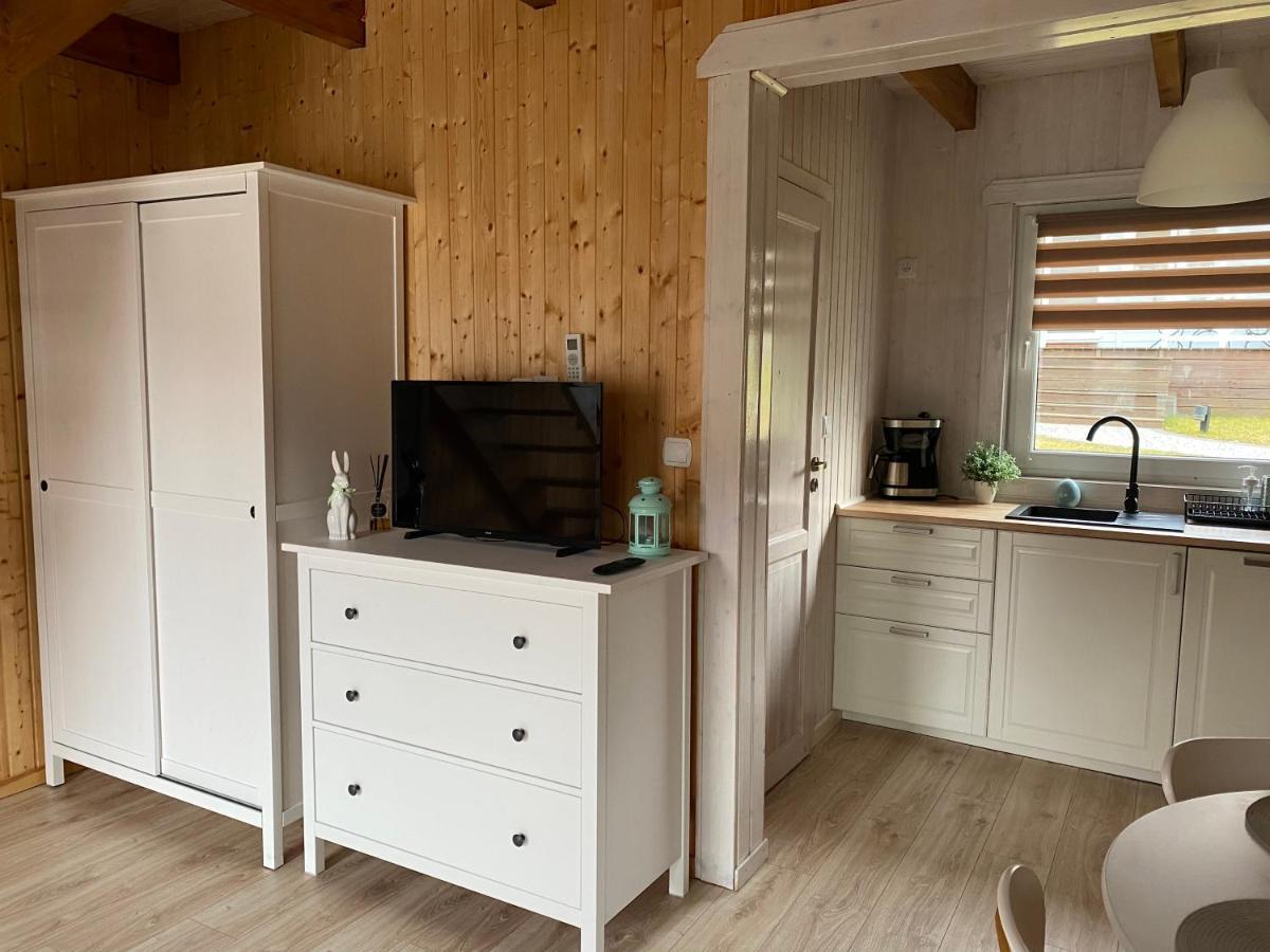 Zaciszne Domki Apartamenty เมียนซิดดรอแย ภายนอก รูปภาพ